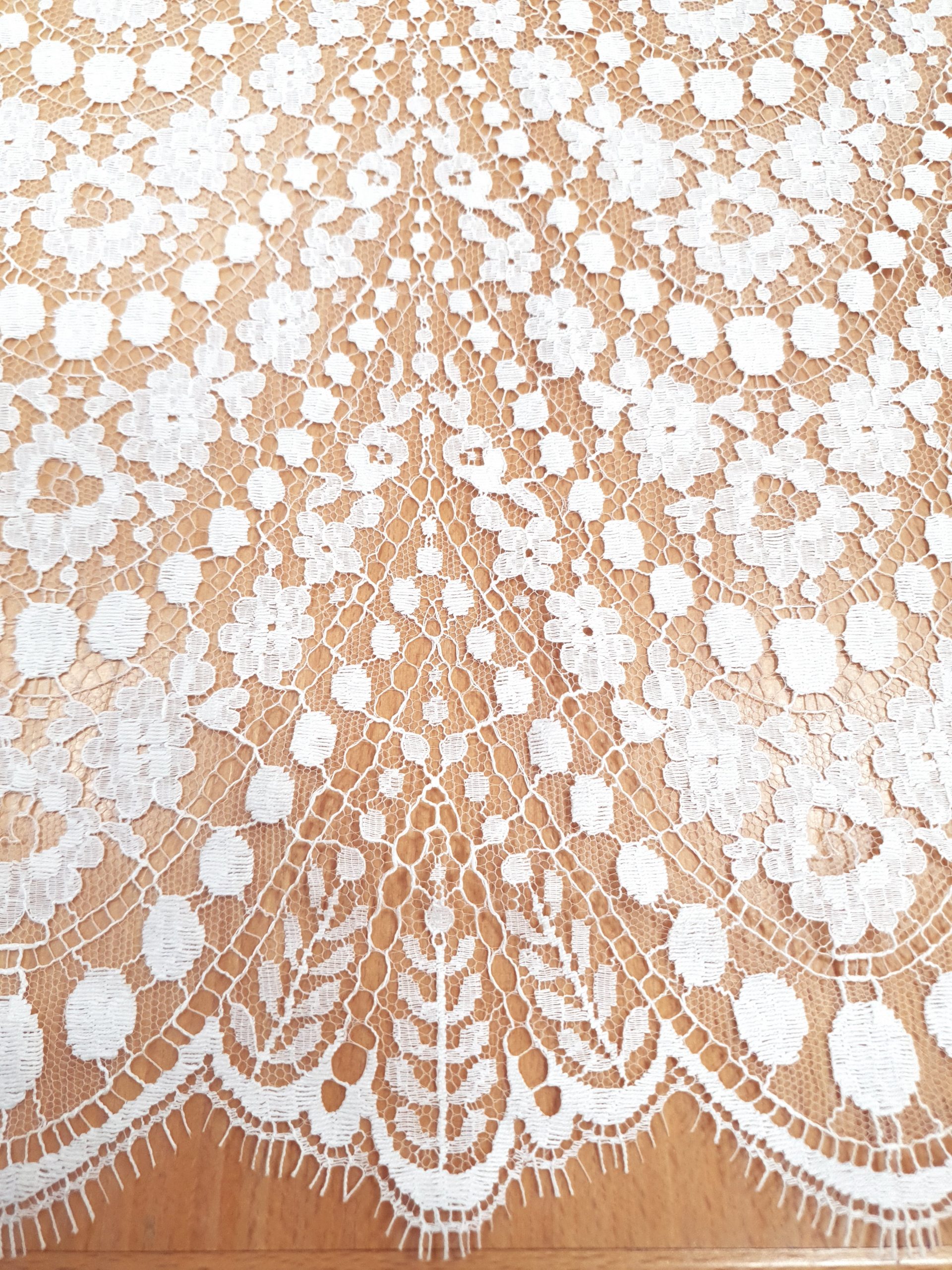 Dentelle de Calais fleur et vague – Image 4